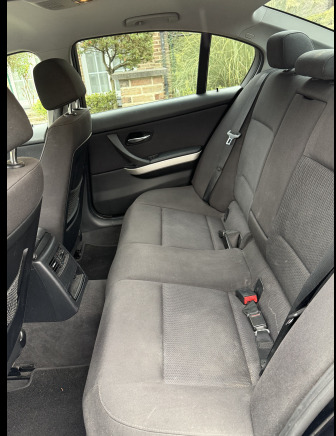 Voiture BMW 316D (2011-212.866 km-VIN:WBAPR51080E719674) - Autó: 4 kép. Voiture BMW 316D (2011-212.866 km-VIN:WBAPR51080E719674) - Autó: 4 kép.