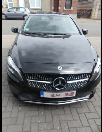 Voiture Mercedes-Benz A 180 (2018-99.600 km-VIN:WDD1760121J776850) - Autó: 5 kép. Voiture Mercedes-Benz A 180 (2018-99.600 km-VIN:WDD1760121J776850) - Autó: 5 kép.