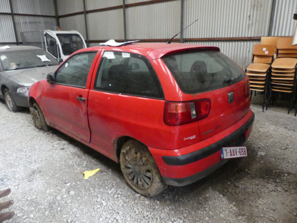 Voiture Seat IBIZA - Autó: 4 kép. Voiture Seat IBIZA - Autó: 4 kép.