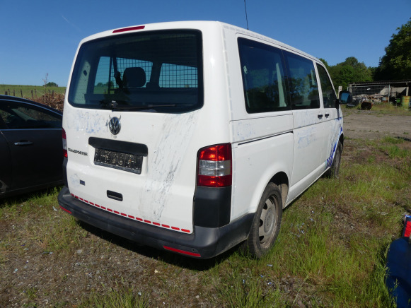Voiture Volkswagen Kombi (2014-266.962 km) - Autó: 3 kép. Voiture Volkswagen Kombi (2014-266.962 km) - Autó: 3 kép.