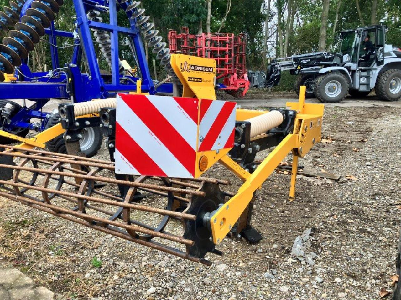 Agrisem Cultiplow Platinum SR - Kultivátor: 5 kép. Agrisem Cultiplow Platinum SR - Kultivátor: 5 kép.
