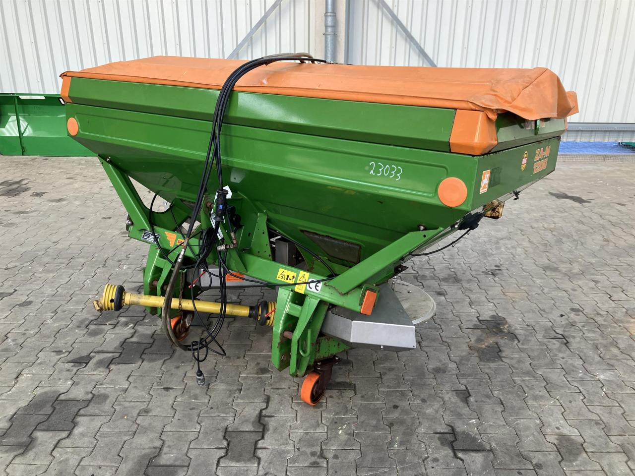 Amazone ZA-M 1200 - Műtrágyaszóró: 1 kép. Amazone ZA-M 1200 - Műtrágyaszóró: 1 kép.