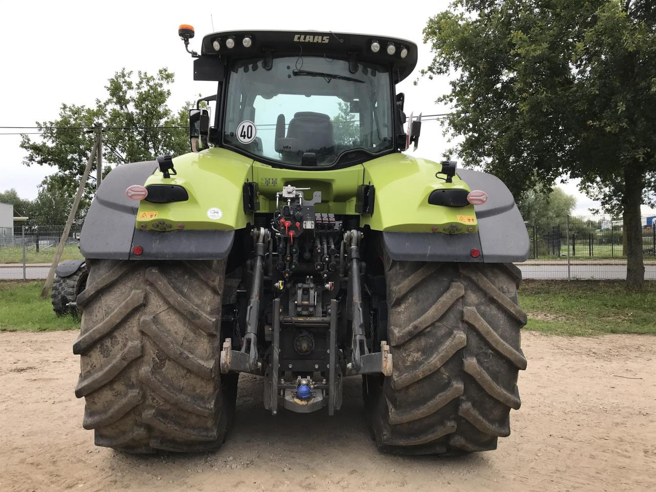 CLAAS Axion 920 - Traktor: 5 kép. CLAAS Axion 920 - Traktor: 5 kép.