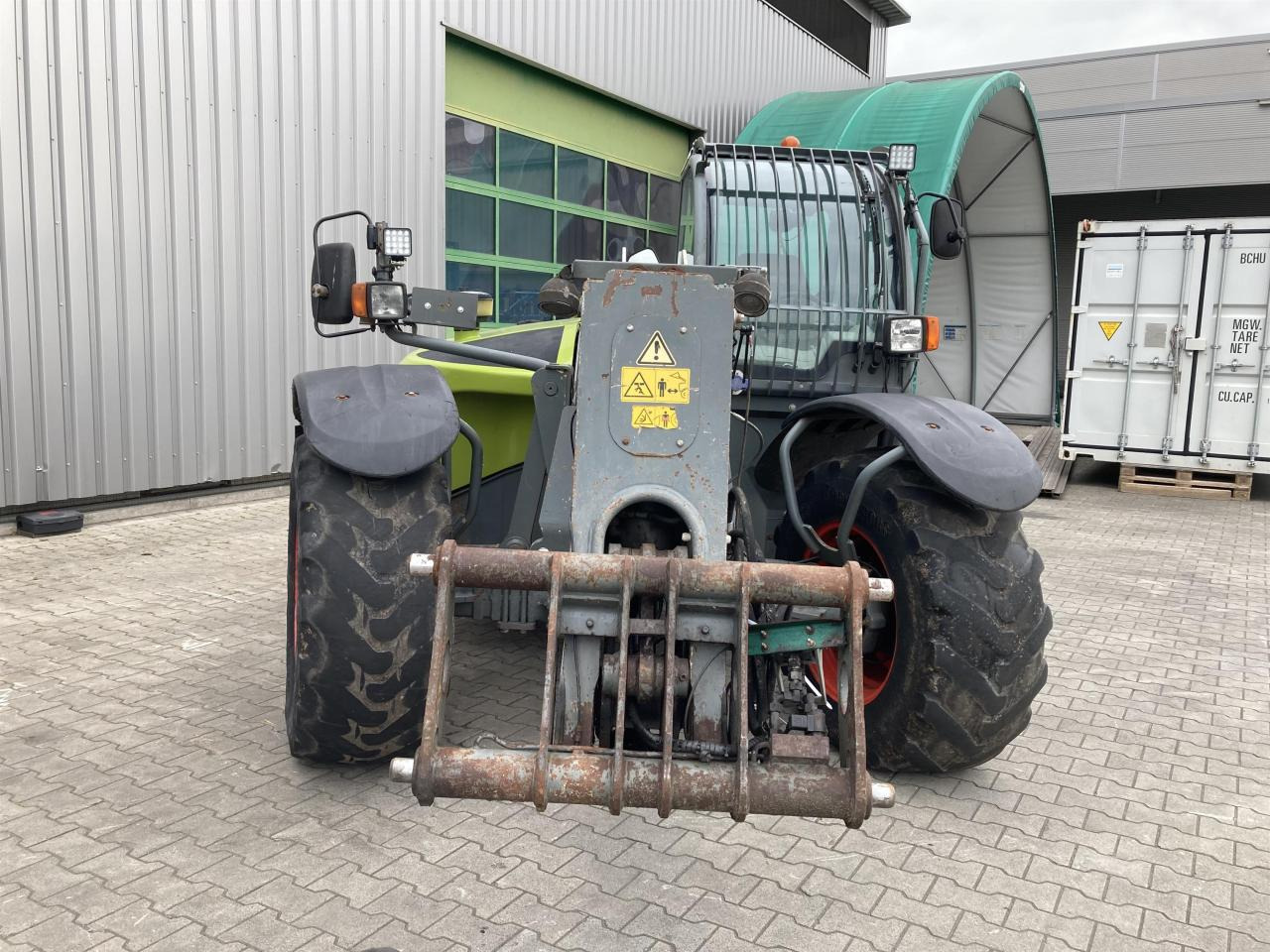 CLAAS Scorpion 9040 VariPower - Teleszkópos rakodó: 3 kép. CLAAS Scorpion 9040 VariPower - Teleszkópos rakodó: 3 kép.