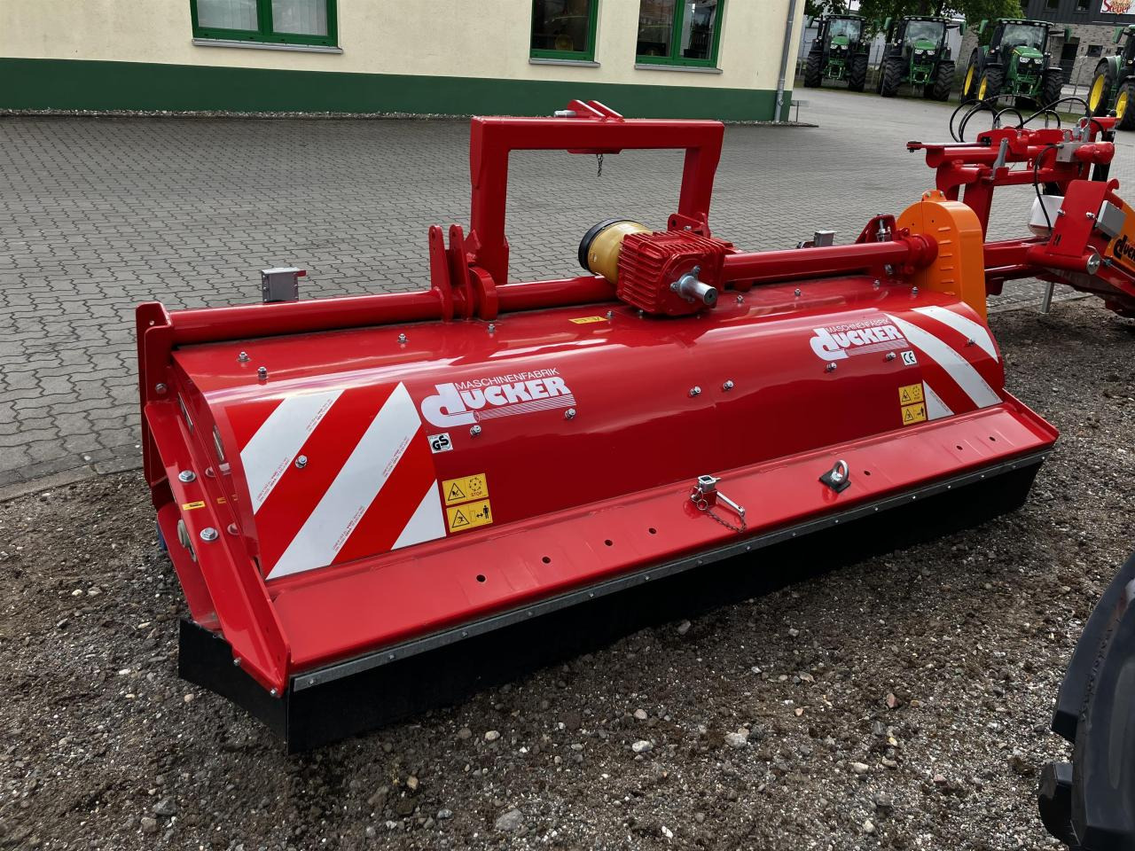 Dücker UM-27 F G7 - Szárzúzó: 4 kép. Dücker UM-27 F G7 - Szárzúzó: 4 kép.
