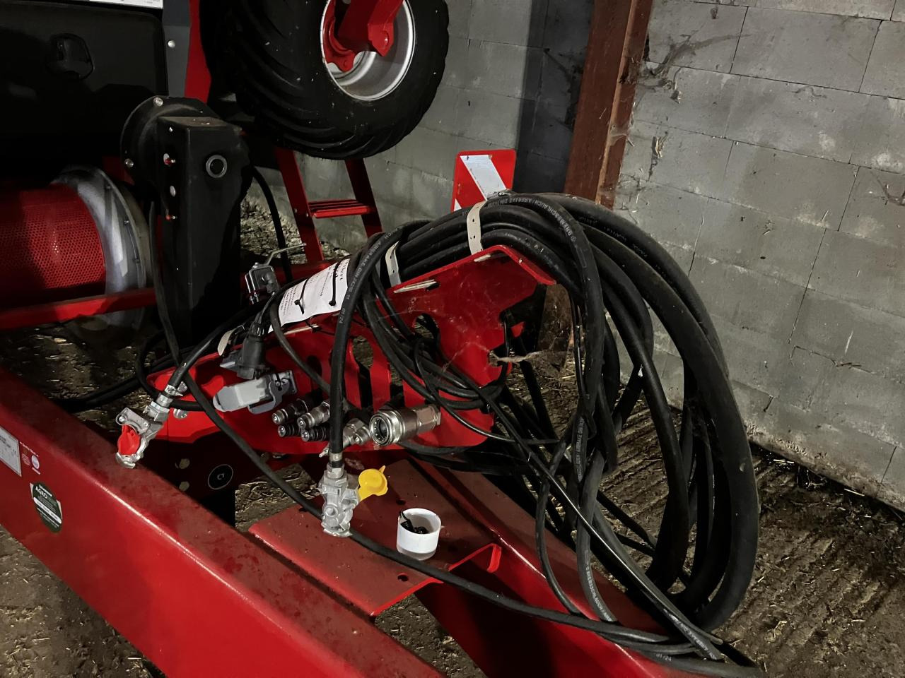 Precíziós vetőgép Horsch Maestro 18 SX: 6 kép. Precíziós vetőgép Horsch Maestro 18 SX: 6 kép.