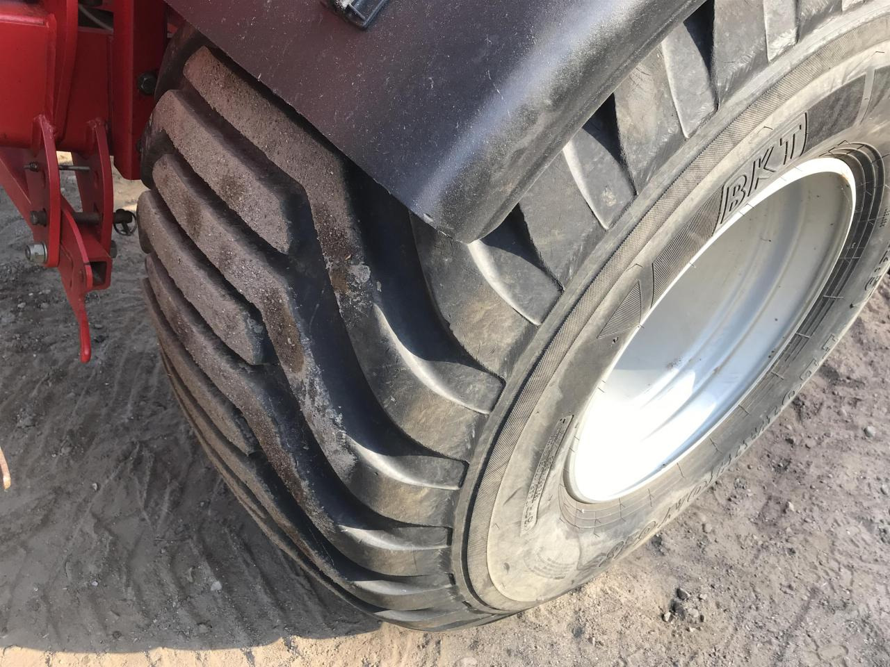 Precíziós vetőgép Horsch Maistro 12 CC: 8 kép. Precíziós vetőgép Horsch Maistro 12 CC: 8 kép.