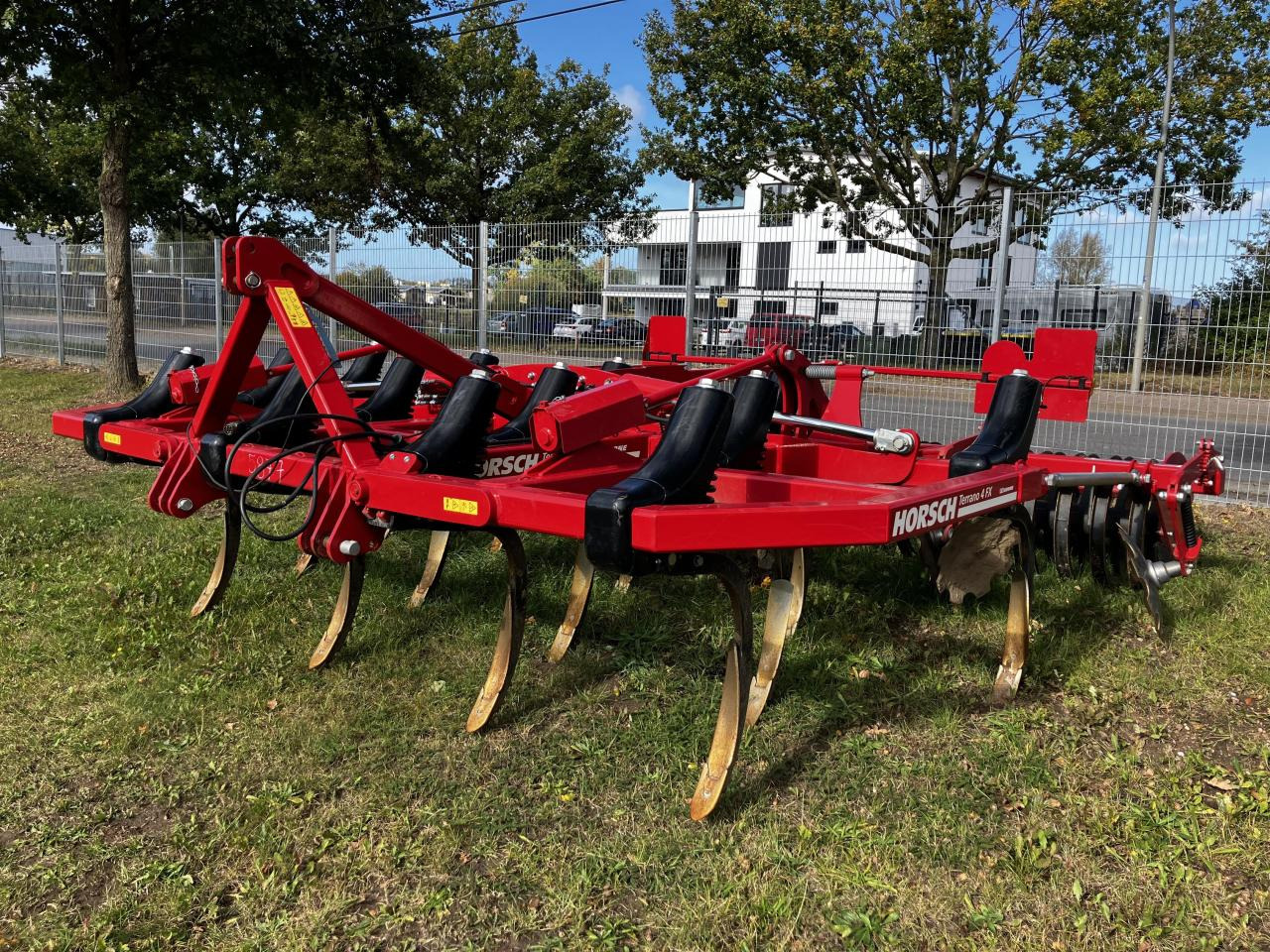 Horsch Terrano 4 FX - Kultivátor: 1 kép. Horsch Terrano 4 FX - Kultivátor: 1 kép.