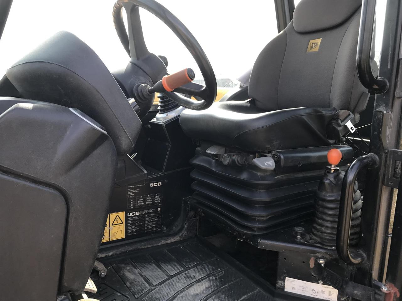 JCB 560-80 Agri Plus lízing JCB 560-80 Agri Plus: 6 kép. JCB 560-80 Agri Plus lízing JCB 560-80 Agri Plus: 6 kép.