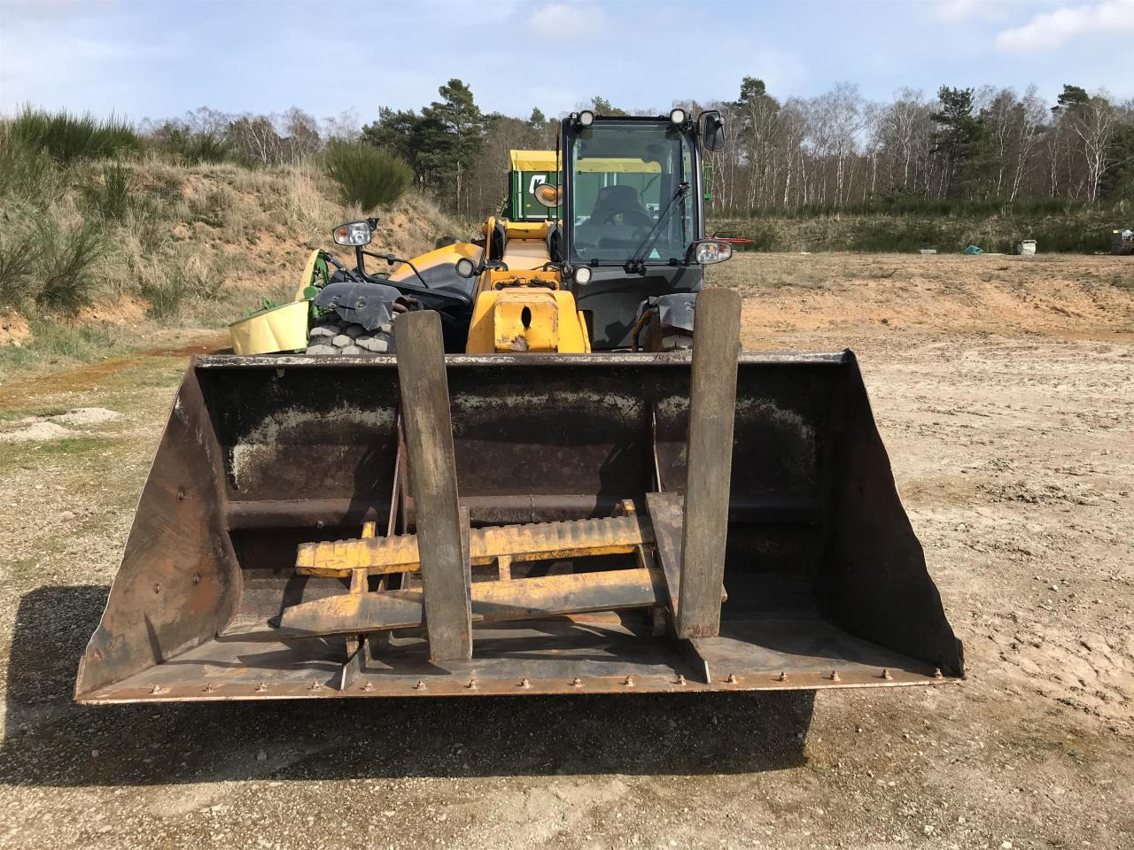 JCB 560-80 Agri Plus - Teleszkópos rakodó: 5 kép. JCB 560-80 Agri Plus - Teleszkópos rakodó: 5 kép.