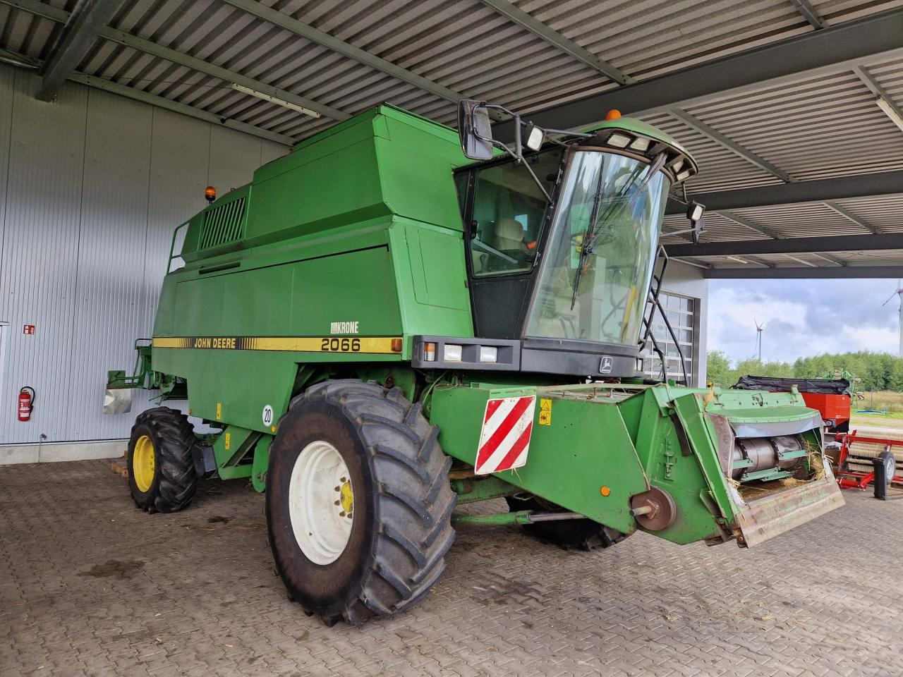 John Deere 2066 - Kombájn: 3 kép. John Deere 2066 - Kombájn: 3 kép.