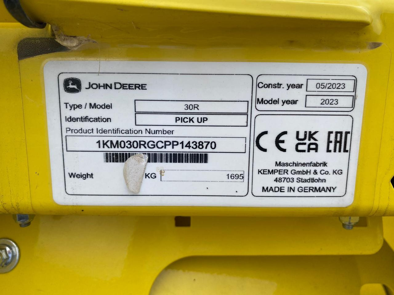 John Deere 30R - Takarmánybetakarító gép: 5 kép. John Deere 30R - Takarmánybetakarító gép: 5 kép.