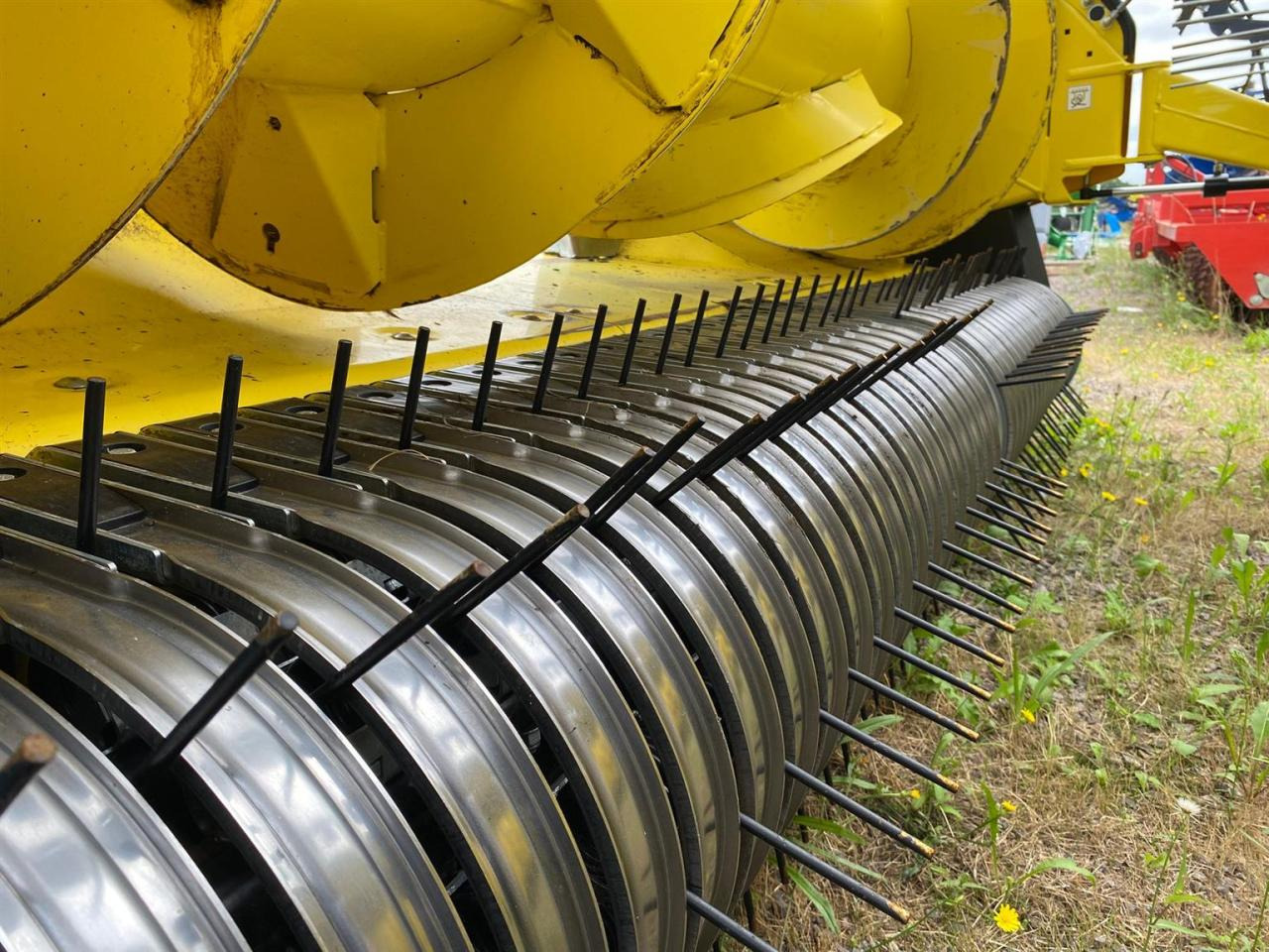 John Deere 30R - Takarmánybetakarító gép: 3 kép. John Deere 30R - Takarmánybetakarító gép: 3 kép.