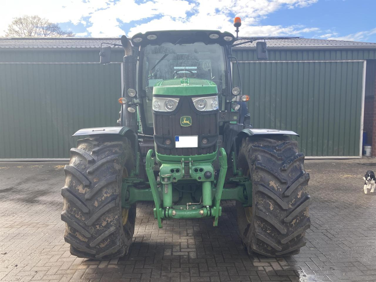 John Deere 6170R - Traktor: 3 kép. John Deere 6170R - Traktor: 3 kép.