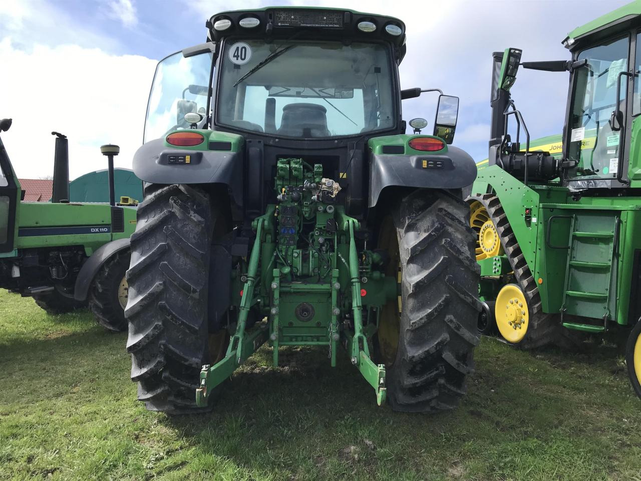 John Deere 6195R - Traktor: 4 kép. John Deere 6195R - Traktor: 4 kép.