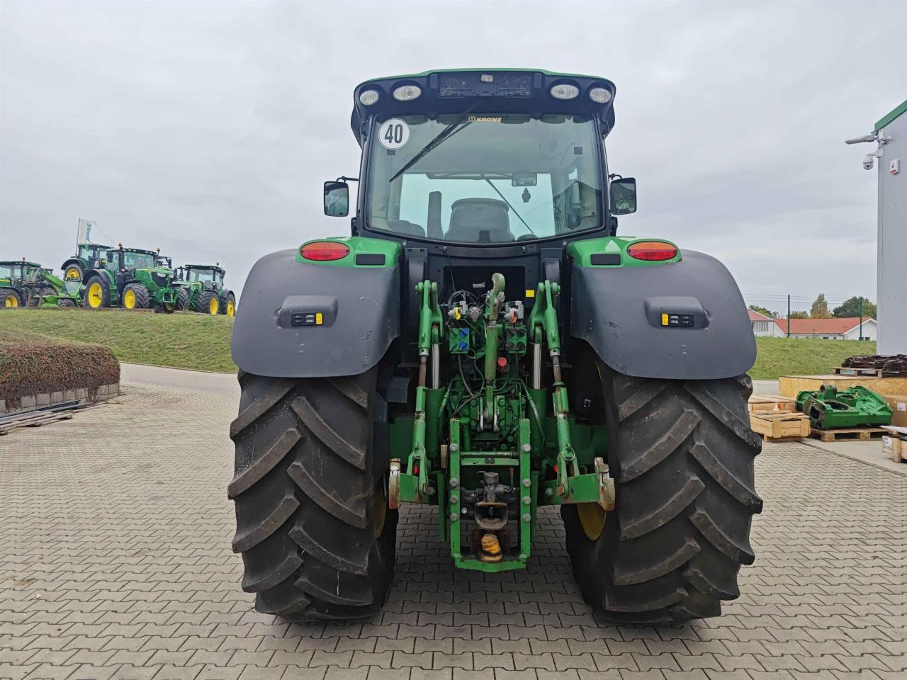 John Deere 6210R - Traktor: 4 kép. John Deere 6210R - Traktor: 4 kép.