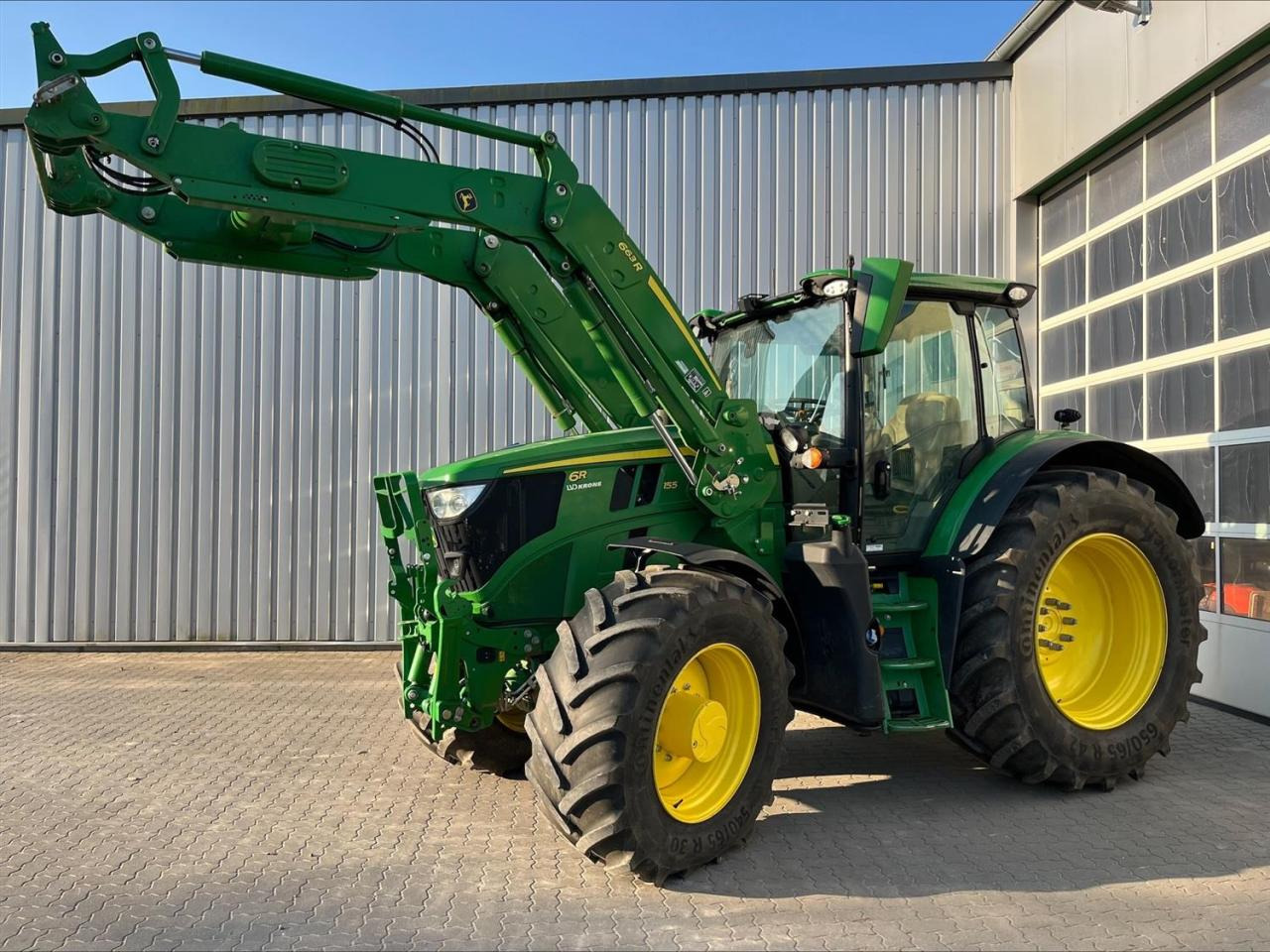 John Deere 6R 155 - Traktor: 1 kép. John Deere 6R 155 - Traktor: 1 kép.
