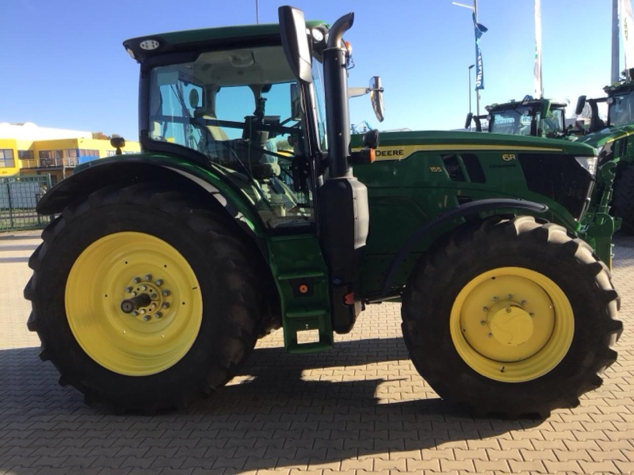 John Deere 6R 155 - Traktor: 5 kép. John Deere 6R 155 - Traktor: 5 kép.