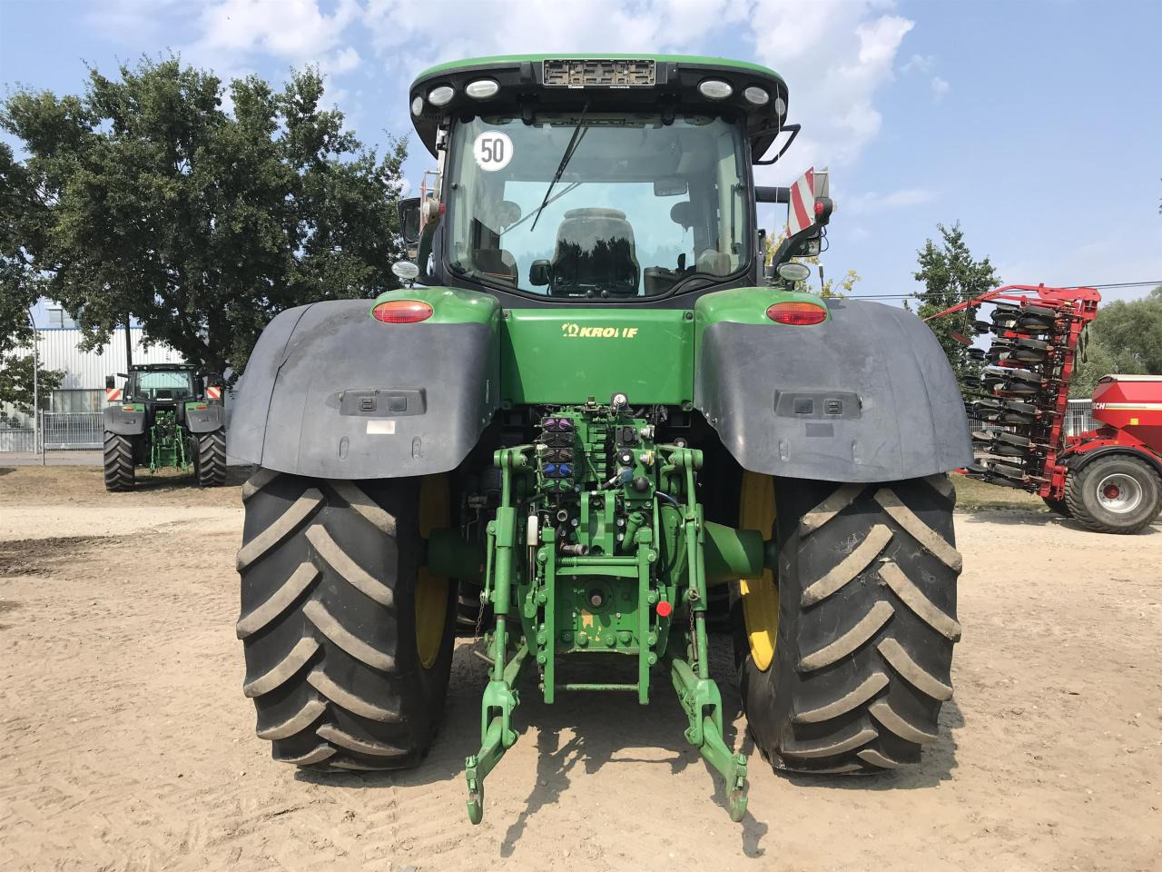 John Deere 7310R - Traktor: 5 kép. John Deere 7310R - Traktor: 5 kép.