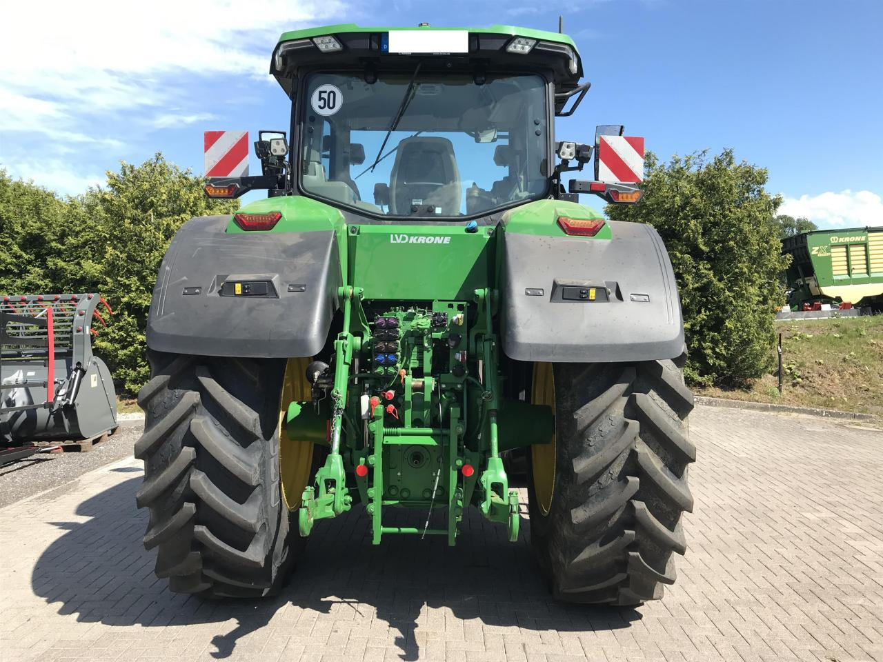 John Deere 7R 350 - Traktor: 5 kép. John Deere 7R 350 - Traktor: 5 kép.