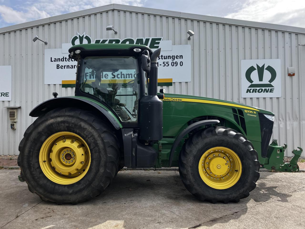 John Deere 8335R - Traktor: 4 kép. John Deere 8335R - Traktor: 4 kép.