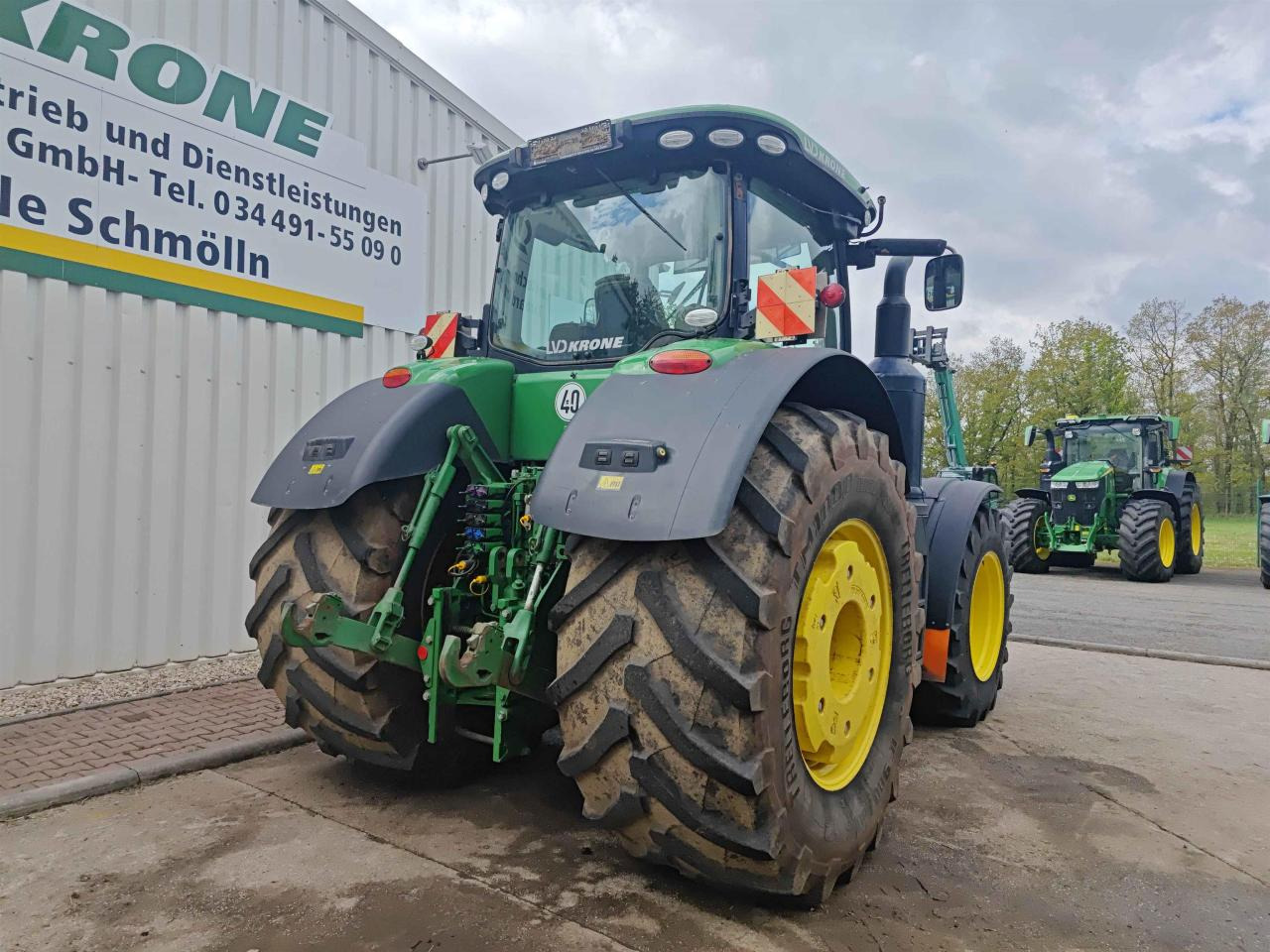 John Deere 8400R - Traktor: 4 kép. John Deere 8400R - Traktor: 4 kép.
