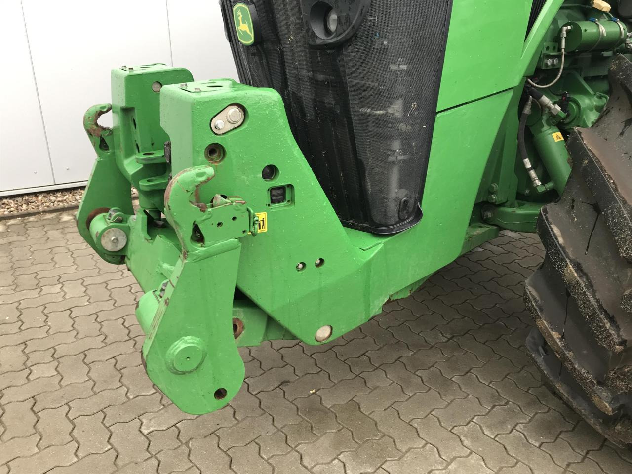 John Deere 8400R - Traktor: 4 kép. John Deere 8400R - Traktor: 4 kép.