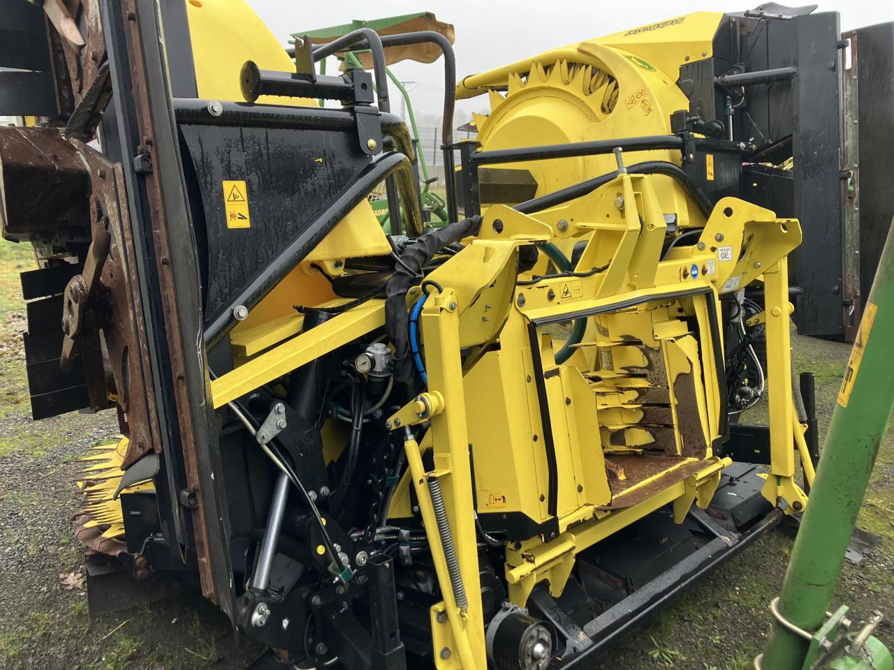 Kemper 460Plus StalkBuster - Takarmánybetakarító gép: 2 kép. Kemper 460Plus StalkBuster - Takarmánybetakarító gép: 2 kép.