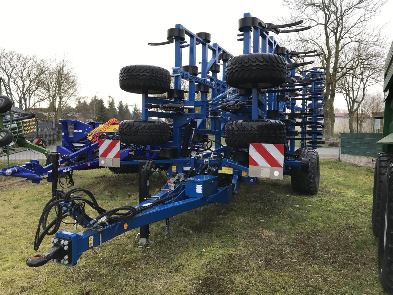 Köckerling Vario 530/750 - Kultivátor: 2 kép. Köckerling Vario 530/750 - Kultivátor: 2 kép.