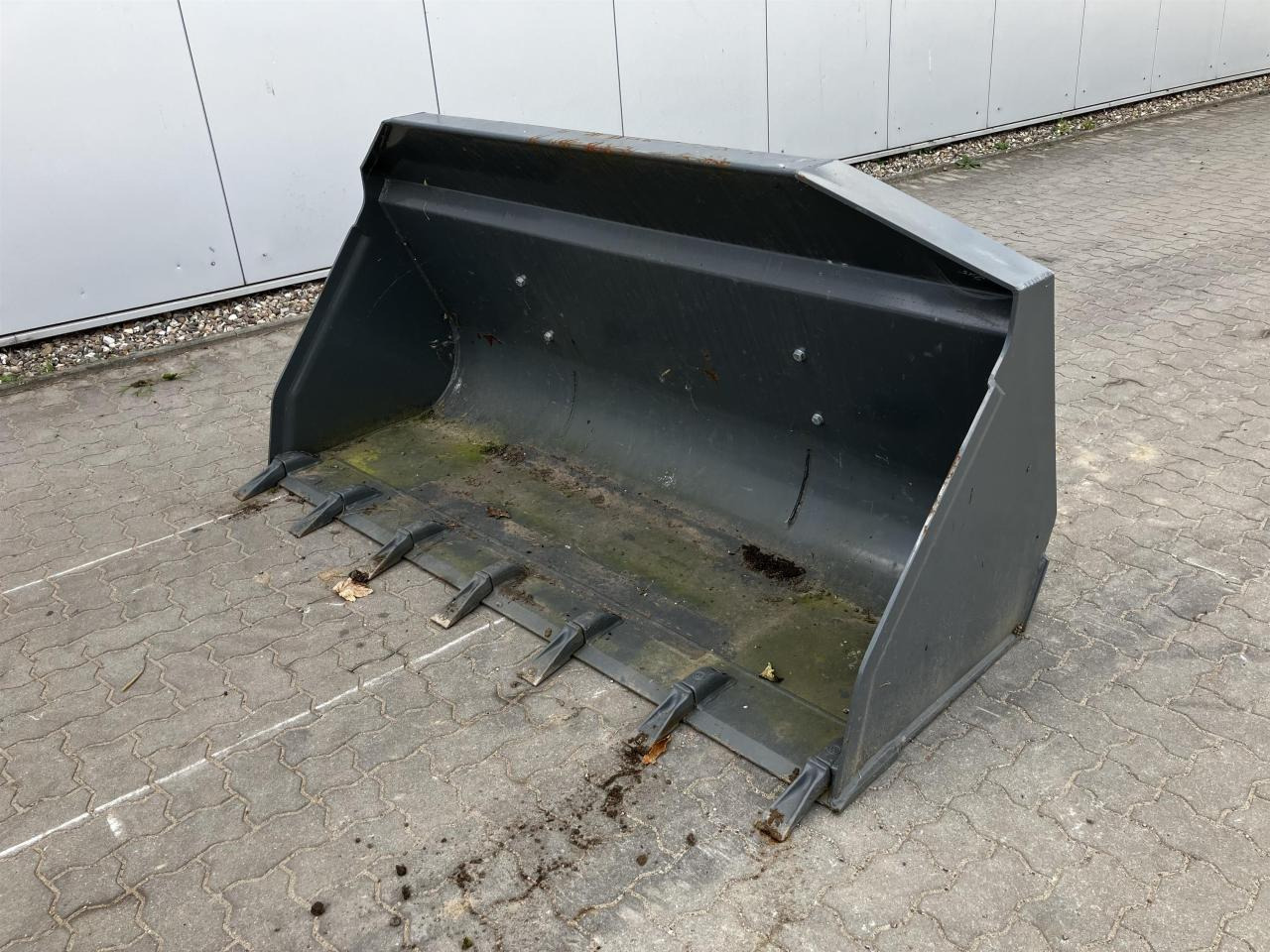 Kramer 2150 mm - Kanál: 2 kép. Kramer 2150 mm - Kanál: 2 kép.