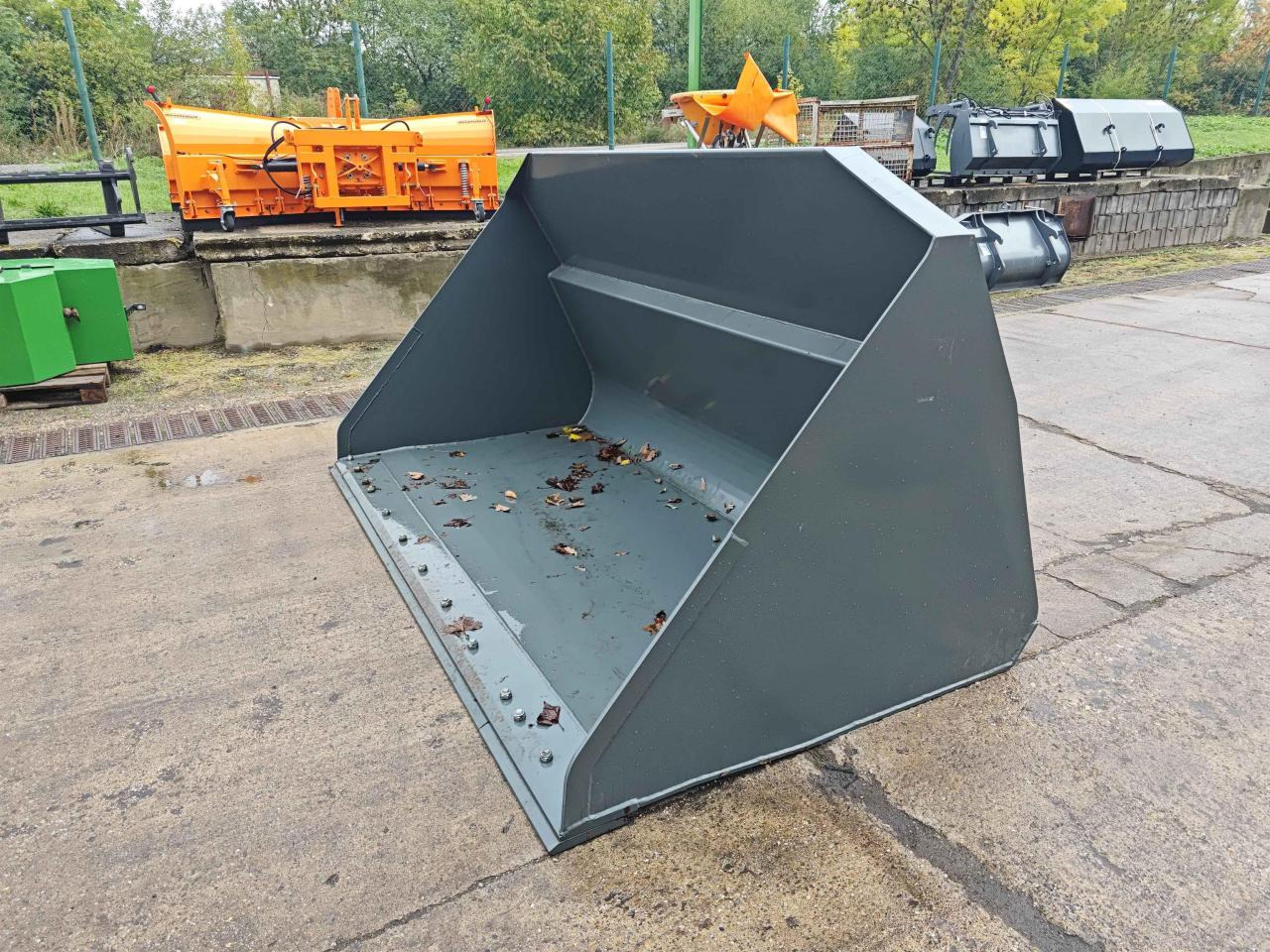 Kramer 2900 mm - Kanál: 1 kép. Kramer 2900 mm - Kanál: 1 kép.