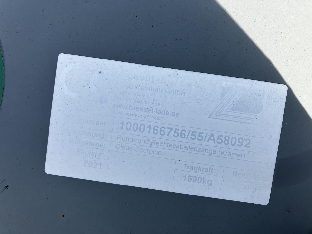 Kramer Ballenzange - Homlokrakodó traktorhoz: 4 kép. Kramer Ballenzange - Homlokrakodó traktorhoz: 4 kép.