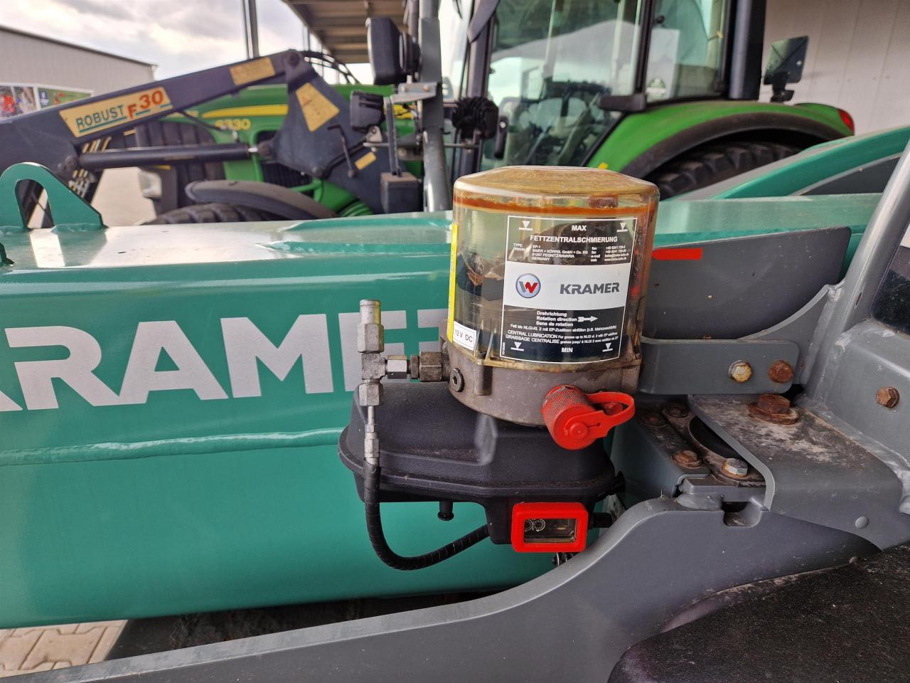 Kramer KT559 - Teleszkópos rakodó: 5 kép. Kramer KT559 - Teleszkópos rakodó: 5 kép.