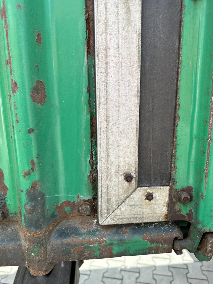 Kröger HKD 301S - Pótkocsi billenőplatós: 4 kép. Kröger HKD 301S - Pótkocsi billenőplatós: 4 kép.