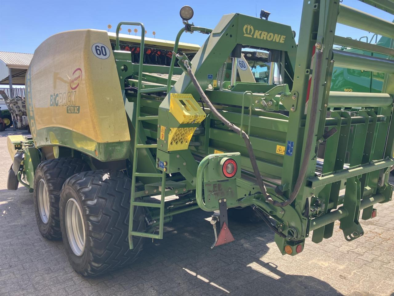 Krone BP 1270 XC - Kocka bálázó: 3 kép. Krone BP 1270 XC - Kocka bálázó: 3 kép.