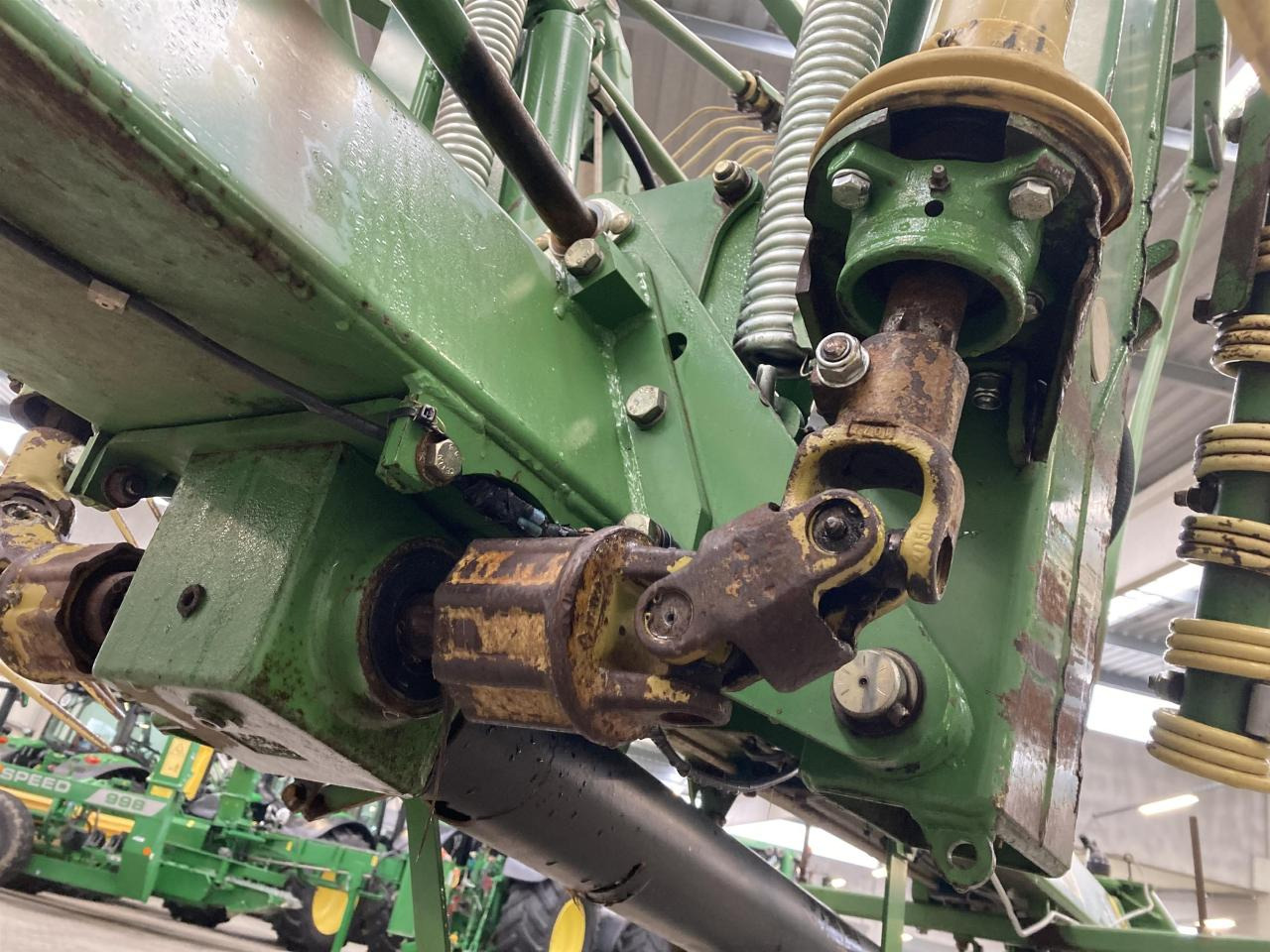 Krone Swadro 800/26 - Szénaforgató: 4 kép. Krone Swadro 800/26 - Szénaforgató: 4 kép.