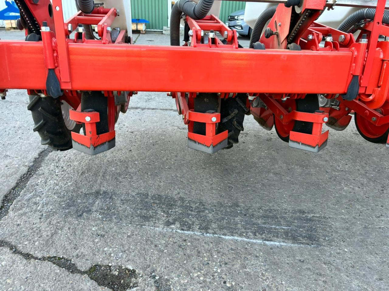 Kuhn PL2 Monob 6M00 12RG - Precíziós vetőgép: 5 kép. Kuhn PL2 Monob 6M00 12RG - Precíziós vetőgép: 5 kép.