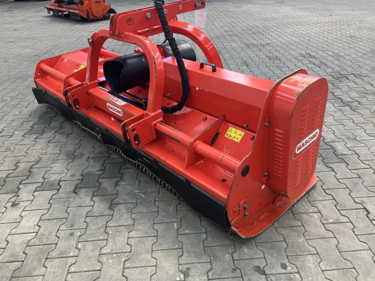 Maschio Bisonte 280 - Szárzúzó: 4 kép. Maschio Bisonte 280 - Szárzúzó: 4 kép.