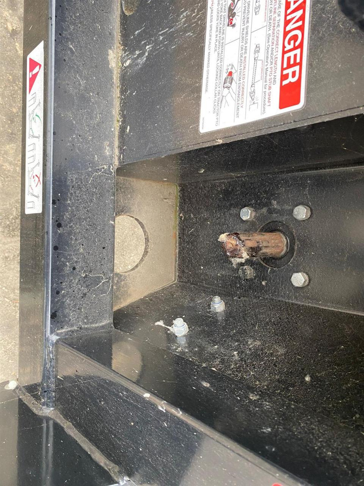 McConnel PA6055 Eco - Szárzúzó: 3 kép. McConnel PA6055 Eco - Szárzúzó: 3 kép.