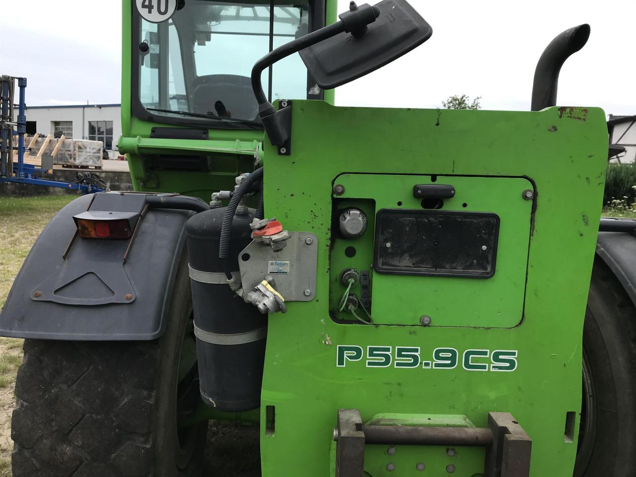 Merlo P55.9CS - Teleszkópos rakodó: 4 kép. Merlo P55.9CS - Teleszkópos rakodó: 4 kép.