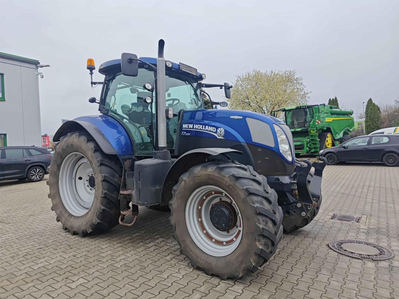 New Holland T7.200 - Traktor: 1 kép. New Holland T7.200 - Traktor: 1 kép.