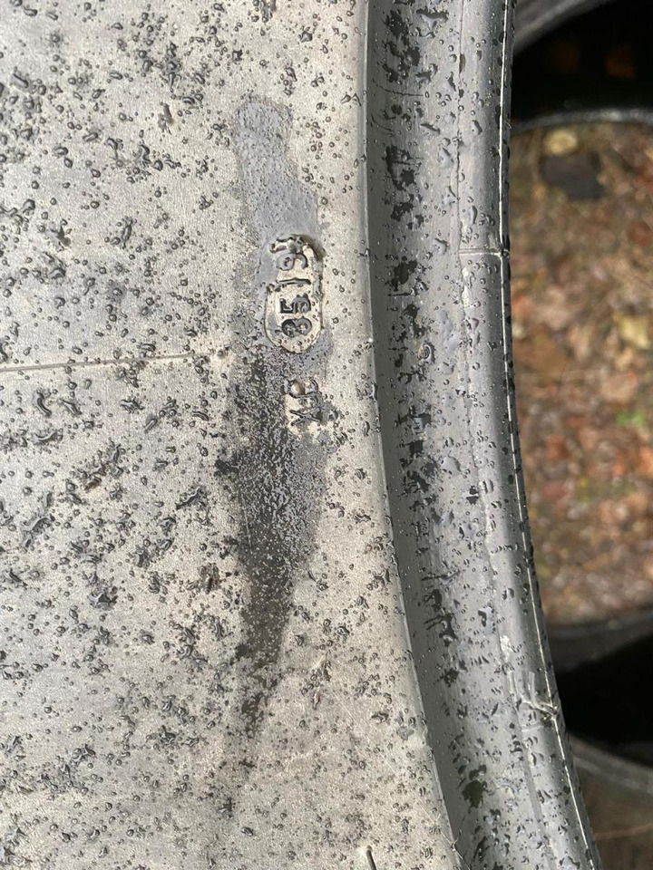 Trelleborg 710/75R42 IF - Gumiabroncs - Mezőgazdasági gépek: 3 kép. Trelleborg 710/75R42 IF - Gumiabroncs - Mezőgazdasági gépek: 3 kép.