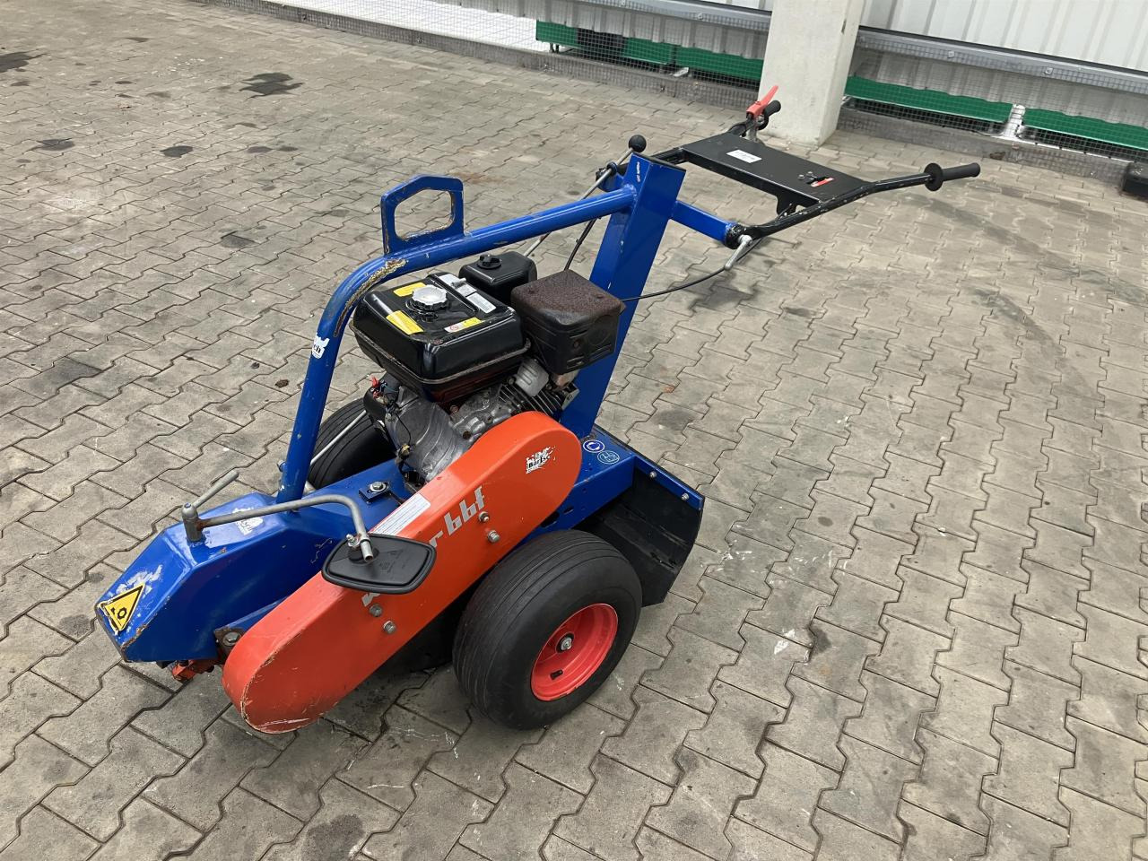 Weber BBF BSF 13 - Rotációs kapa: 1 kép. Weber BBF BSF 13 - Rotációs kapa: 1 kép.