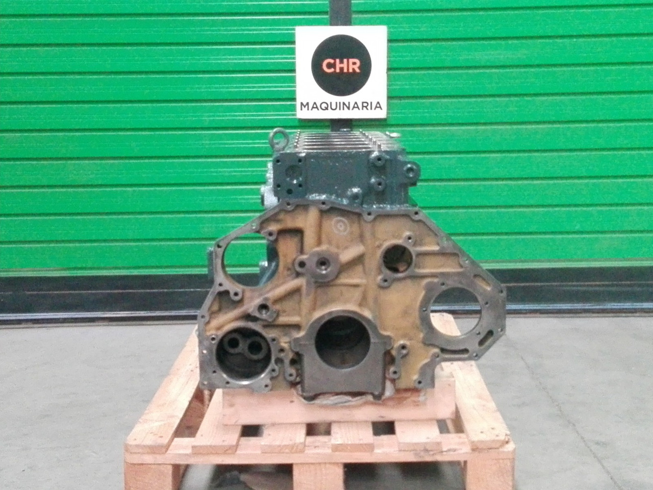 Engine KOMATSU SAA6D125E-3 - Motor - Építőipari gépek: 4 kép. Engine KOMATSU SAA6D125E-3 - Motor - Építőipari gépek: 4 kép.