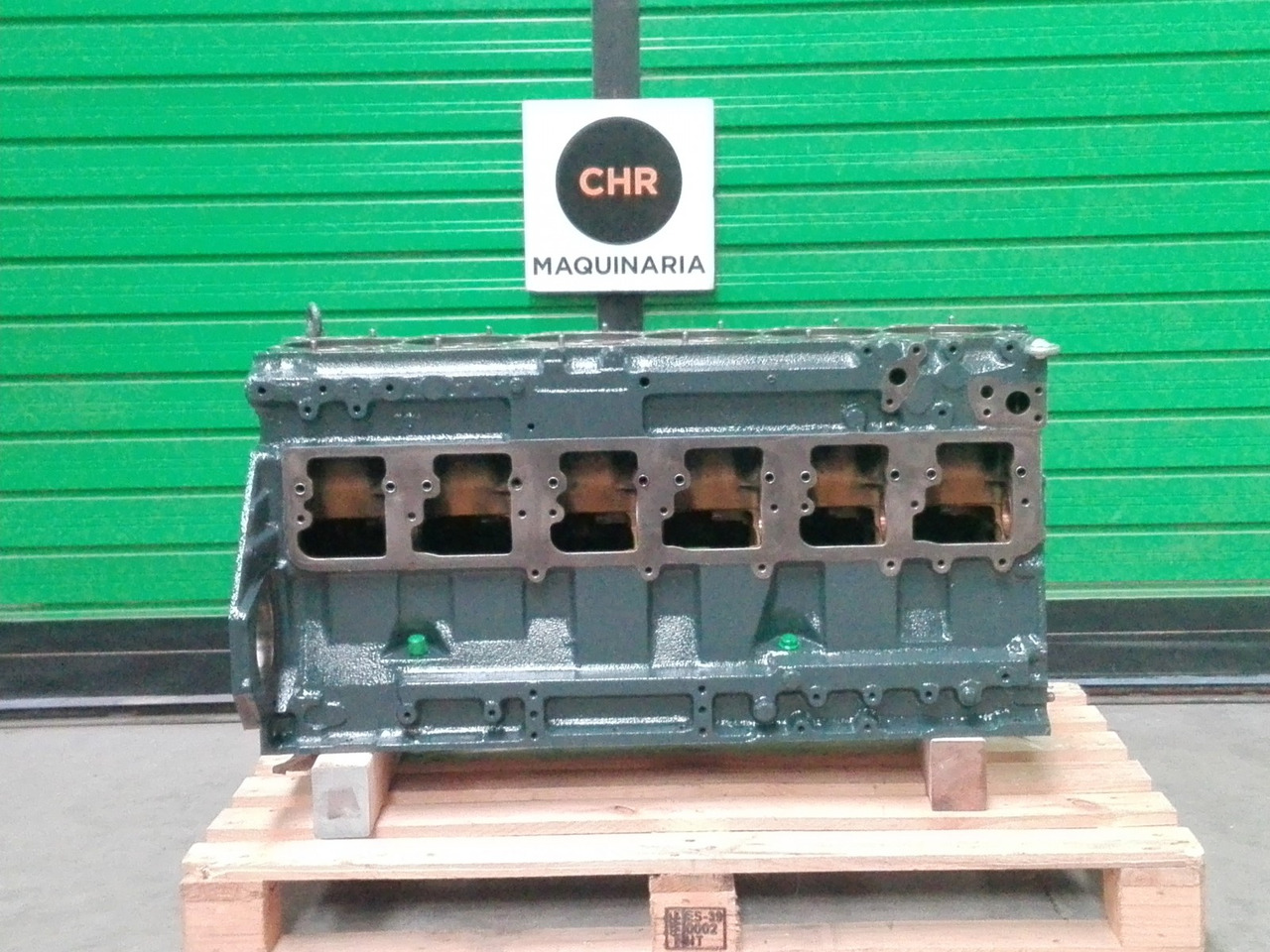Engine KOMATSU SAA6D125E-3 - Motor - Építőipari gépek: 3 kép. Engine KOMATSU SAA6D125E-3 - Motor - Építőipari gépek: 3 kép.