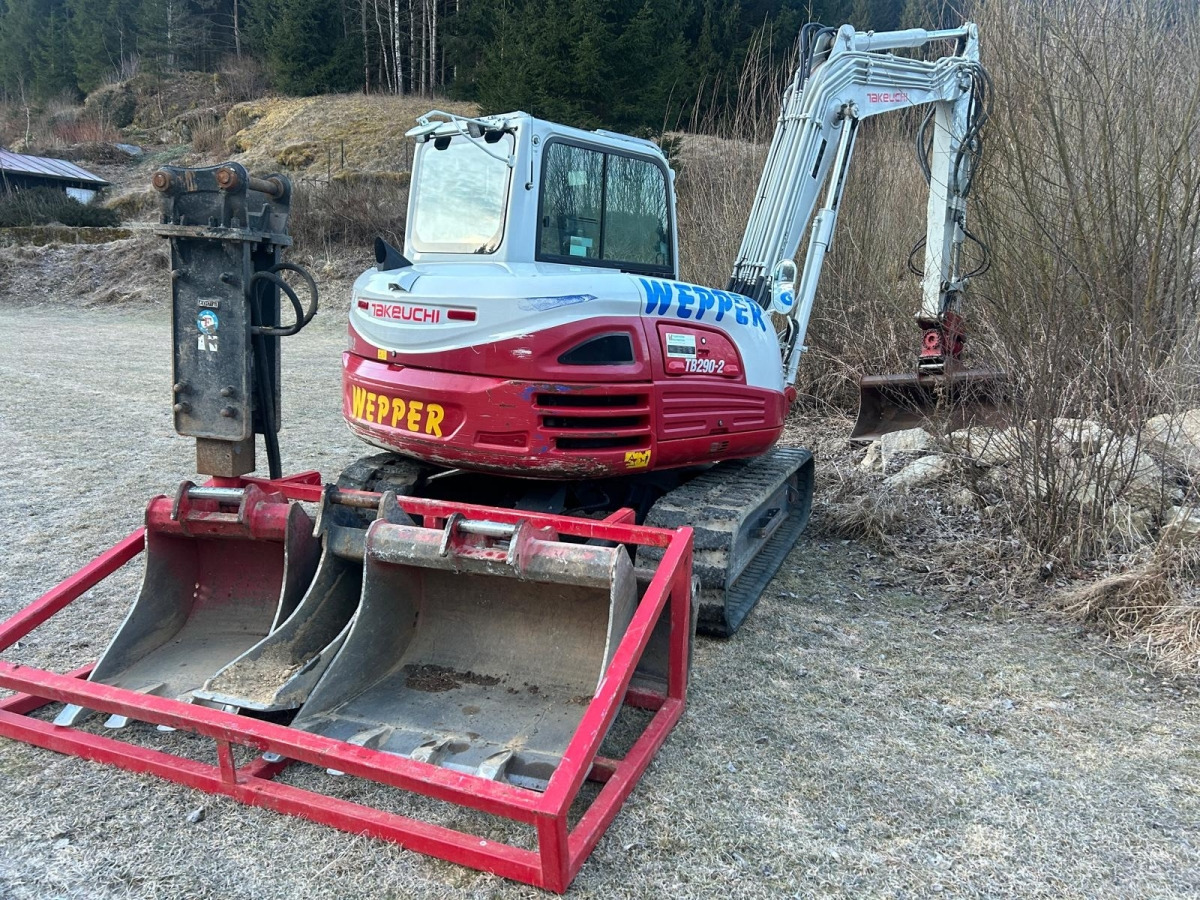 Takeuchi TB290-2 Bagger, Minibagger - Minikotró: 3 kép. Takeuchi TB290-2 Bagger, Minibagger - Minikotró: 3 kép.