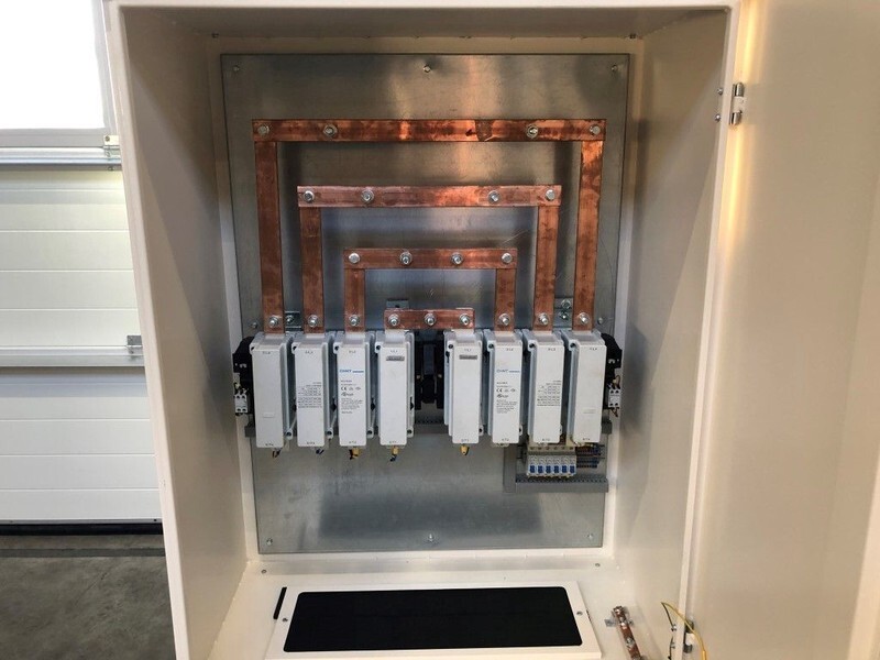 ATS Automatische netovername paneel ATS - Áramfejlesztő: 3 kép. ATS Automatische netovername paneel ATS - Áramfejlesztő: 3 kép.