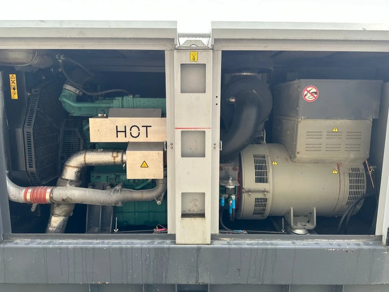 Atlas-Copco QAS 200 Volvo Leroy Somer 220 kVA Silent Rental generatorset - Áramfejlesztő: 4 kép. Atlas-Copco QAS 200 Volvo Leroy Somer 220 kVA Silent Rental generatorset - Áramfejlesztő: 4 kép.