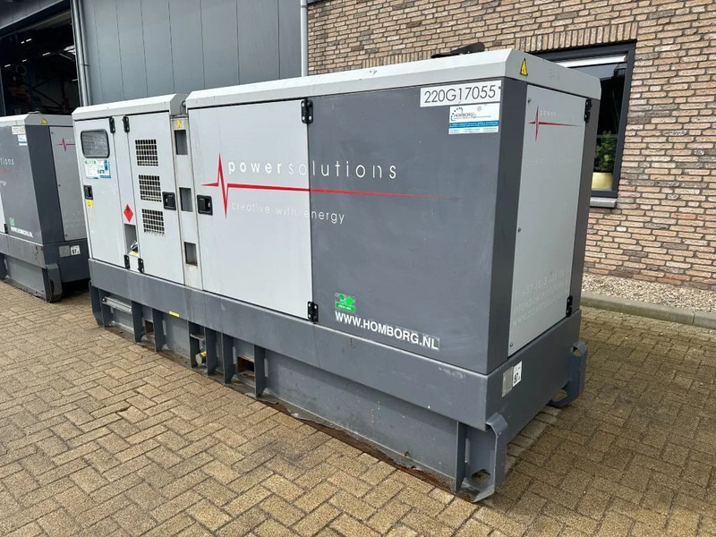 Atlas-Copco QAS 200 Volvo Leroy Somer 220 kVA Silent Rental generatorset - Áramfejlesztő: 3 kép. Atlas-Copco QAS 200 Volvo Leroy Somer 220 kVA Silent Rental generatorset - Áramfejlesztő: 3 kép.