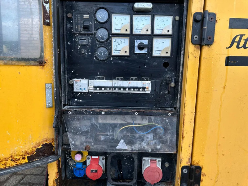 Atlas-Copco QAS 38 Yanmar Mecc Alte Spa 40 kVA Silent generatorset - Áramfejlesztő: 3 kép. Atlas-Copco QAS 38 Yanmar Mecc Alte Spa 40 kVA Silent generatorset - Áramfejlesztő: 3 kép.